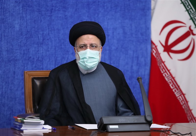 رئیسی: امیدواریم واکسیناسیون روزانه ۲ میلیون را پشت سر بگذاریم رئیسی: امیدواریم واکسیناسیون روزانه ۲ میلیون را پشت سر بگذاریم