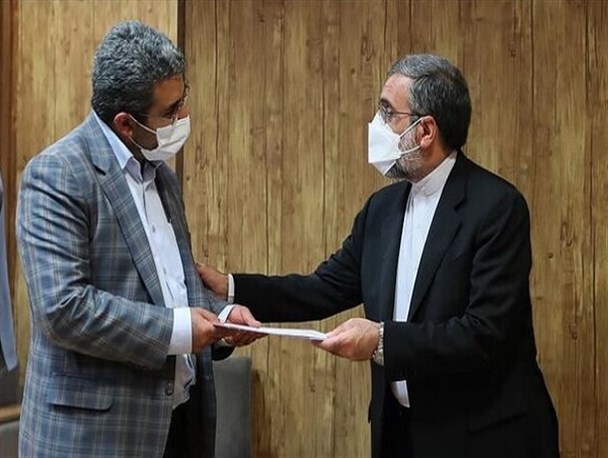 عباس هنرمند «معاون ارتباطات و اطلاعرسانی دفتر رئیسجمهور» شد عباس هنرمند «معاون ارتباطات و اطلاعرسانی دفتر رئیسجمهور» شد