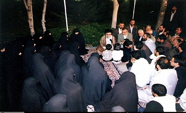 پیام تاریخی رهبر انقلاب بعد از شهادت شهید لاجوردی پیام تاریخی رهبر انقلاب بعد از شهادت شهید لاجوردی