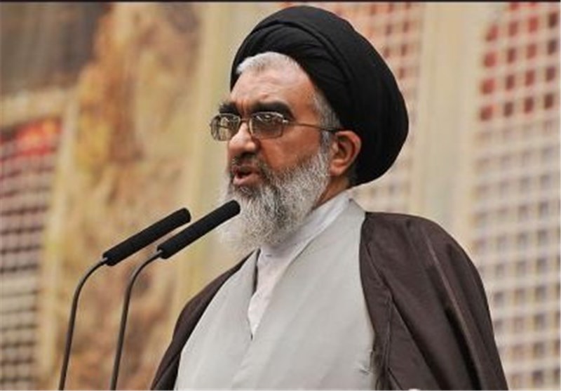 ترویج فساد به طور عمدی در شهر قم!/ دستگاه ها قاطعانه برخورد کنند ترویج فساد به طور عمدی در شهر قم!/ دستگاه ها قاطعانه برخورد کنند