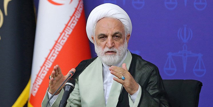 تأکید رئیس قوه قضائیه بر لزوم اصلاح قانون مربوط به تغییر کاربریها تأکید رئیس قوه قضائیه بر لزوم اصلاح قانون مربوط به تغییر کاربریها