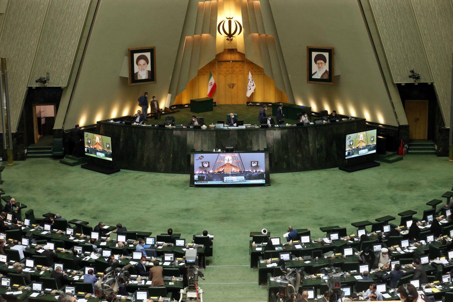 زنگنه و ابتکار عامل تشویش اذهان عمومی زنگنه و ابتکار عامل تشویش اذهان عمومی