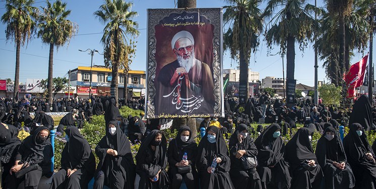 پیکر علامه حسنزاده آملی در منزلگاه ابدی آرام گرفت پیکر علامه حسنزاده آملی در منزلگاه ابدی آرام گرفت