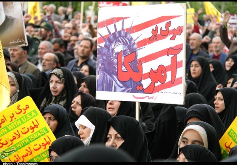 فرمانده کل سپاه: آمریکا کارخانهی تولید دیکتاتورها در عالم است فرمانده کل سپاه: آمریکا کارخانهی تولید دیکتاتورها در عالم است