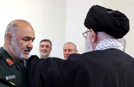 نگاهی به پیروزی سپاه در جنگ نیمروزه دریایی با آمریکا نگاهی به پیروزی سپاه در جنگ نیمروزه دریایی با آمریکا