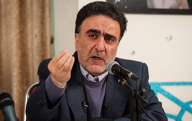 تاجزاده: خاتمی از من تندروتر است، اما جسارت بیان ندارد تاجزاده: خاتمی از من تندروتر است، اما جسارت بیان ندارد