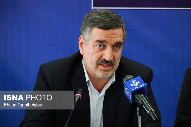 دولت با کوهی از مشکلات مواجه است دولت با کوهی از مشکلات مواجه است