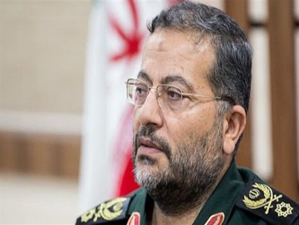 سردار سلیمانی فرارسیدن هفته بسیج دانش آموزی را تبریک گفت سردار سلیمانی فرارسیدن هفته بسیج دانش آموزی را تبریک گفت