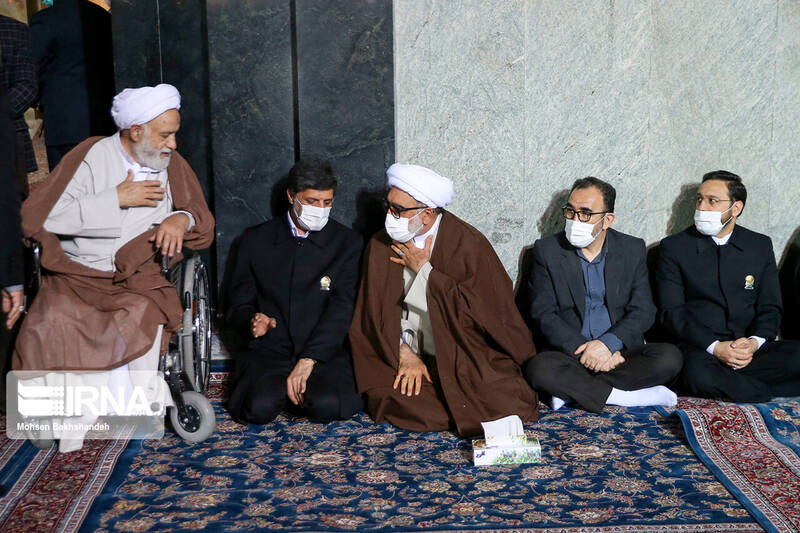 وداع با پیکر شهید حادثه حرم مطهر رضوی وداع با پیکر شهید حادثه حرم مطهر رضوی