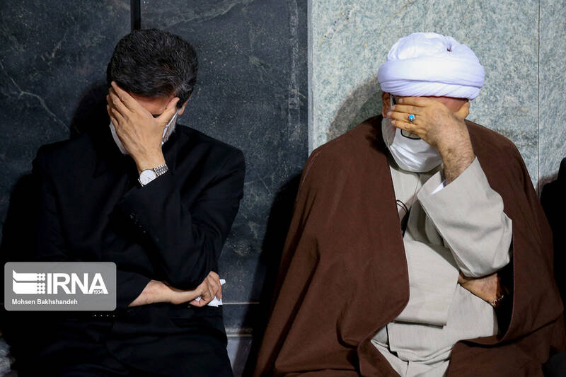 وداع با پیکر شهید حادثه حرم مطهر رضوی وداع با پیکر شهید حادثه حرم مطهر رضوی