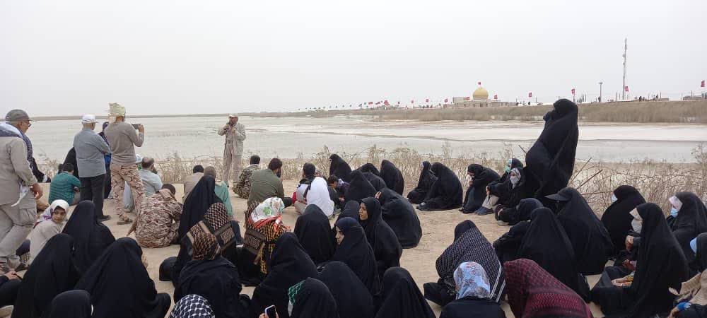 روایتگری سردار باقرزاده در جمع  خانواده شهدا در طلاییه