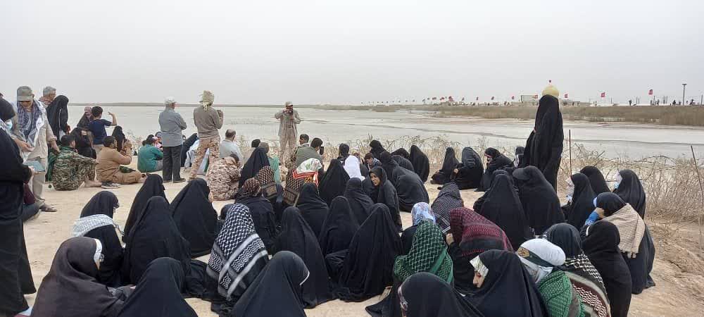 روایتگری سردار باقرزاده در جمع  خانواده شهدا در طلاییه