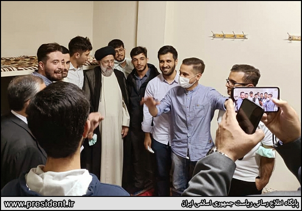 چند قاب ماندگار از سفر رئیسی به کرج