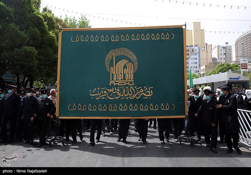 تشییع پیکر طلبه جهادی شهید دارایی در مشهد مقدس تشییع پیکر طلبه جهادی شهید دارایی در مشهد مقدس