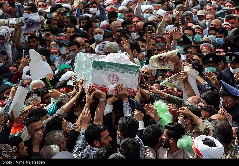 تشییع پیکر طلبه جهادی شهید دارایی در مشهد مقدس تشییع پیکر طلبه جهادی شهید دارایی در مشهد مقدس