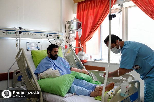 حال و روز مضروب حادثه تروریستی حرم رضوی