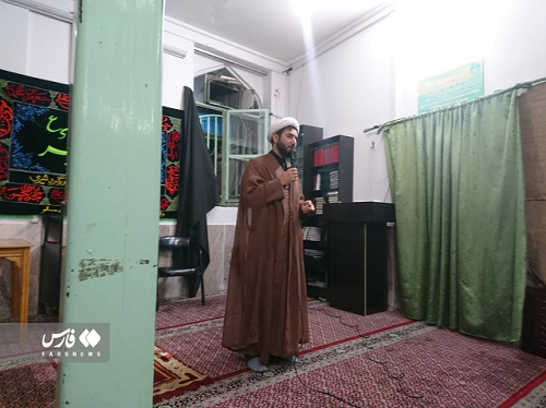 طلبه شهیدی که آرزوی تفرقه را به دل تکفیریها گذاشت/ از مسجد کوچک حاشیه شهر تا همسایگی امام رضا(ع)+فیلم طلبه شهیدی که آرزوی تفرقه را به دل تکفیریها گذاشت/ از مسجد کوچک حاشیه شهر تا همسایگی امام رضا(ع)+فیلم