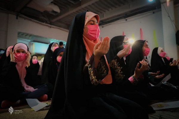 مطیعی «کارت صدآفرین» را برای دختران روزه اولی خواند +فیلم مطیعی «کارت صدآفرین» را برای دختران روزه اولی خواند +فیلم