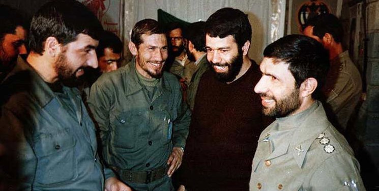 سخن شهید صیاد شیرازی درباره ارتش و سپاه در نمازجمعه 1361 + صوت منتشرنشده سخن شهید صیاد شیرازی درباره ارتش و سپاه در نمازجمعه 1361 + صوت منتشرنشده