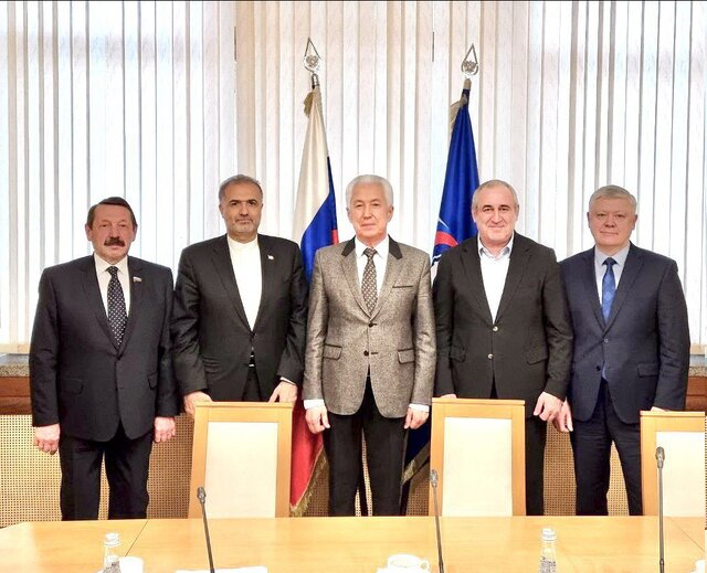 دیدار سفیر ایران در مسکو با دو مقام روس دیدار سفیر ایران در مسکو با دو مقام روس