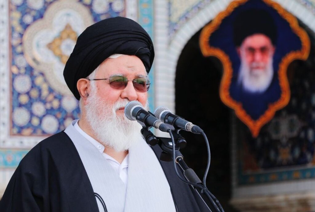 انتقاد شدید از برخی مظاهر بدحجابی/فریضه امر به معروف بر آحاد مردم واجب است انتقاد شدید از برخی مظاهر بدحجابی/فریضه امر به معروف بر آحاد مردم واجب است