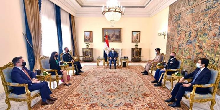 دیدار فرمانده سنتکام با رئیس جمهور مصر دیدار فرمانده سنتکام با رئیس جمهور مصر