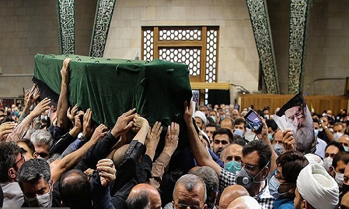 حضور پرشور مردم در مراسم تشییع استاد فاطمینیا+فیلم حضور پرشور مردم در مراسم تشییع استاد فاطمینیا+فیلم