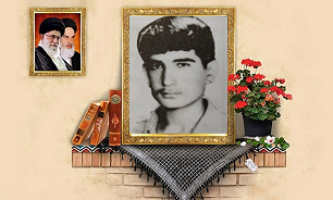 اجازه نمیدهیم کشورمان زیر چکمههای امپریالیسم قرار گیرد/همواره پشتیبان ولایت فقیه باشید اجازه نمیدهیم کشورمان زیر چکمههای امپریالیسم قرار گیرد/همواره پشتیبان ولایت فقیه باشید