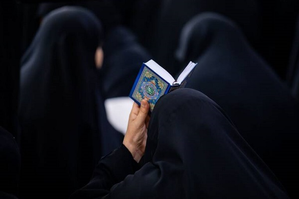 عکس/ حال و هوای شب احیا در حرمین کربلا