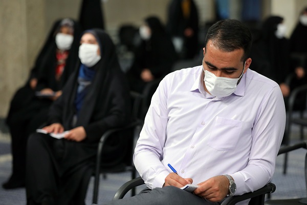 دیدار جمعی از دانشجویان با رهبرمعظم انقلاب