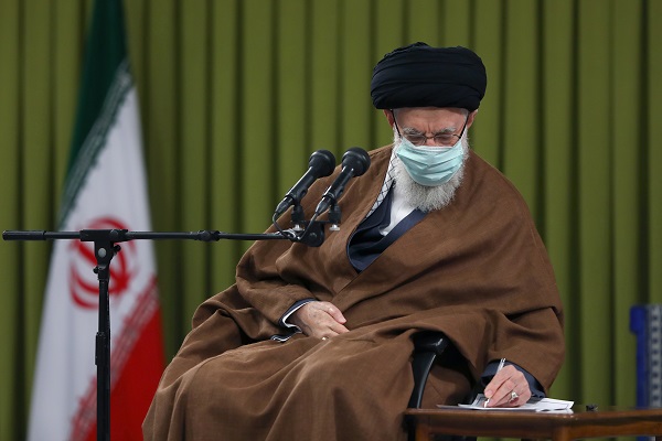 دیدار جمعی از دانشجویان با رهبرمعظم انقلاب