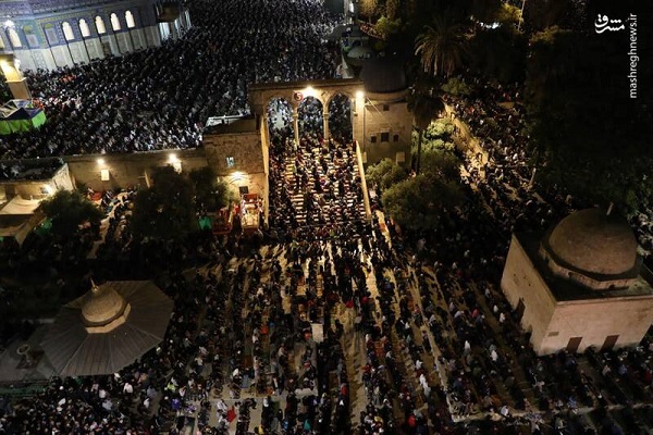 عکس/ حضور گسترده فلسطینی‌ها در مسجدالاقصی