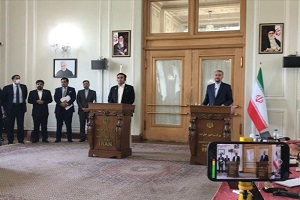 از منطق مذاکره و دیپلماسی فاصله نمیگیریم