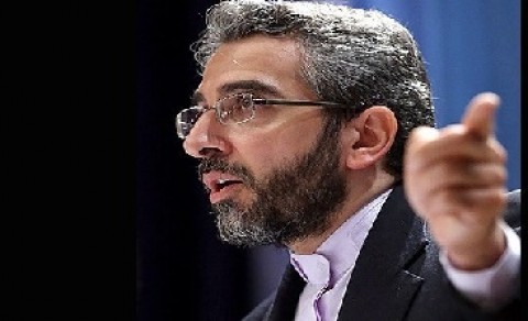 کوچکترین خدشه به حریم ارزشهای انقلابی را برنمی تابیم/برای موفق نشان دادن خود حاضر به عبور از خطوط قرمز نظام نیستیم کوچکترین خدشه به حریم ارزشهای انقلابی را برنمی تابیم/برای موفق نشان دادن خود حاضر به عبور از خطوط قرمز نظام نیستیم