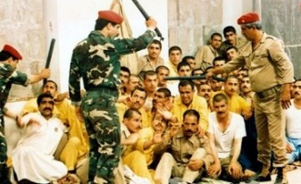 فریاد «یا خمینی» توسط توابین عراقی اسیر بعثی‌ها