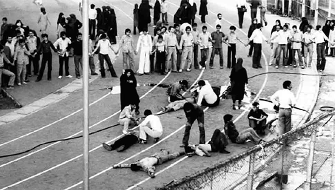 جنگ مسلحانه چرا و چگونه؟ / تحلیل درونگروهی سازمان از آغاز فاز نظامی در 30 خرداد 60 جنگ مسلحانه چرا و چگونه؟ / تحلیل درونگروهی سازمان از آغاز فاز نظامی در 30 خرداد 60