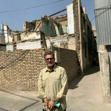 حاج احمد خانه ندارد !/از خانه سردار رشید اسلام فقط مخروبه ای باقی مانده است و بس. حاج احمد خانه ندارد !/از خانه سردار رشید اسلام فقط مخروبه ای باقی مانده است و بس.