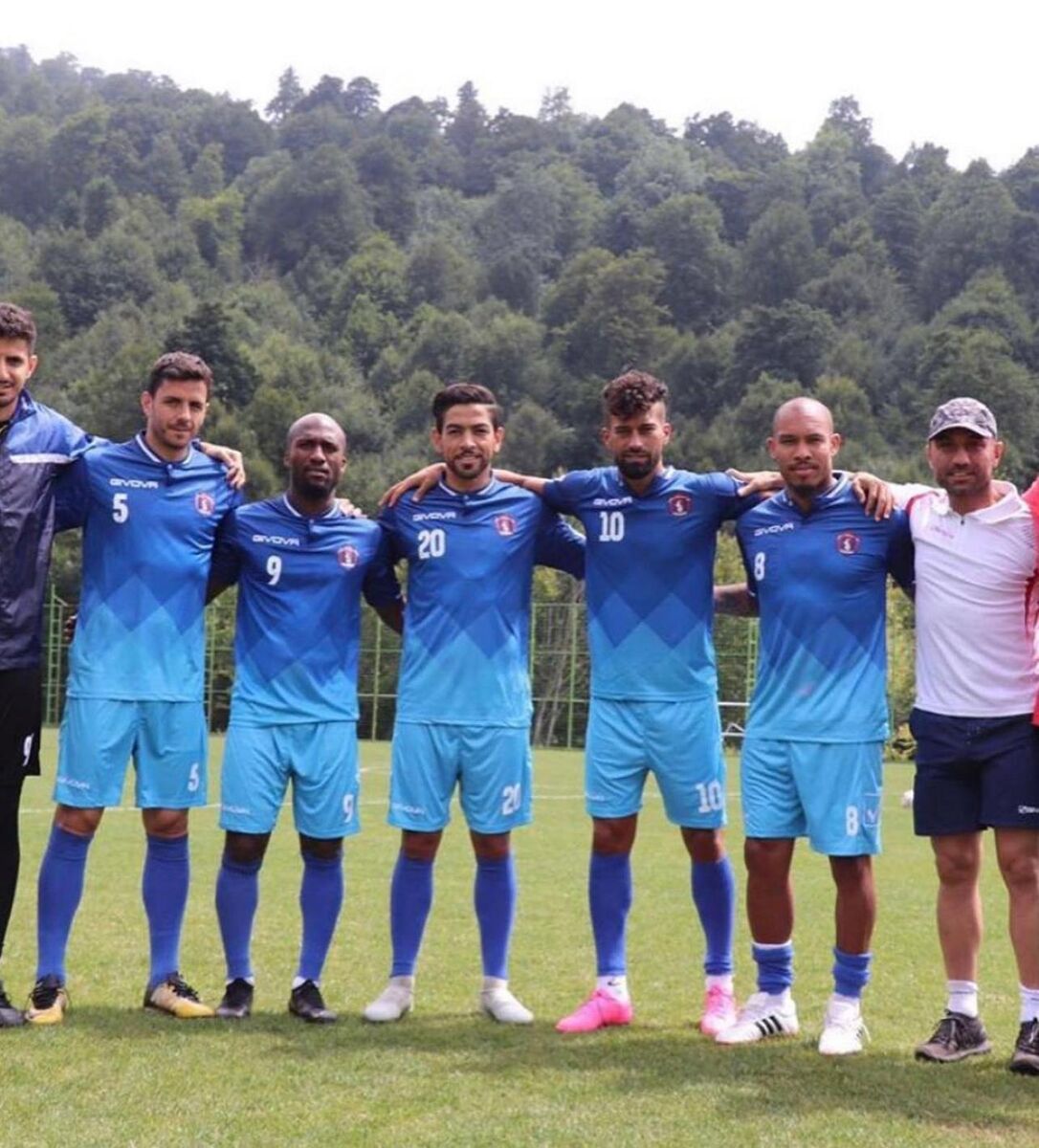 مدافع محبوب پرسپولیسی‌ها آبی‌پوش شد/عکس