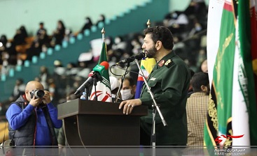اجبار از دوگانههای غرب در تهاجم به حجاب است/غربیها دختران محجبه را از تحصیل محروم میکنند اجبار از دوگانههای غرب در تهاجم به حجاب است/غربیها دختران محجبه را از تحصیل محروم میکنند