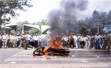 مدعیان اصلاحات پاسخگوی چگونگی شکل گیری فتنه ۷۸ و ۸۸ باشند مدعیان اصلاحات پاسخگوی چگونگی شکل گیری فتنه ۷۸ و ۸۸ باشند