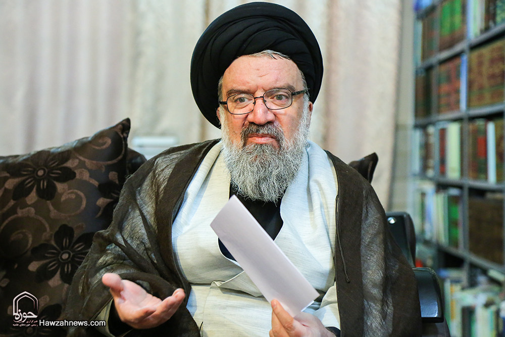 واکنش آیت الله خاتمی به شایعات درباره دخترش
