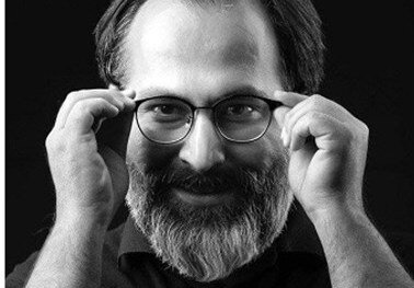 جمهوری اسلامی با دختران تجمع بلوار شهید چمران شیراز چه کند؟ جمهوری اسلامی با دختران تجمع بلوار شهید چمران شیراز چه کند؟