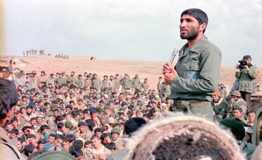 هشدارهای حاج احمد درباره جنگهای پس از پذیرش قطعنامه/باید همیشه آماده مبارزه باشیم هشدارهای حاج احمد درباره جنگهای پس از پذیرش قطعنامه/باید همیشه آماده مبارزه باشیم