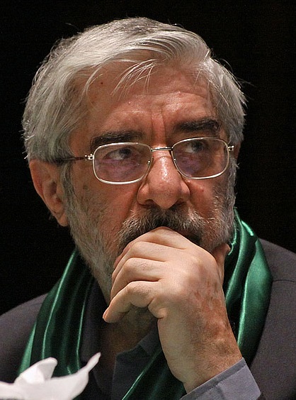پاسخ فرزند شهید کمال ظلانوار به میرحسین موسوی پاسخ فرزند شهید کمال ظلانوار به میرحسین موسوی