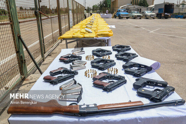 انهدام باند بزرگ قاچاق سلاح و مهمات انهدام باند بزرگ قاچاق سلاح و مهمات