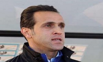 اظهارات قابل تقدیر علی کریمی/به جای مجسمه من،مجسمه شهدا و جانبازان را بسازید