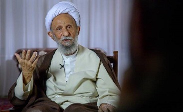 از عقب رفتن روسری‌ها تا رفتن خانم‌ها به ورزشگاه‌ها/يادآوري برخي توطئه‌هاي شیاطین علیه انقلاب