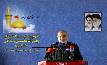 سرلشکر سلامی:اجازه نمیدهیم برخی کشورهای منطقه با دشمن پیوند بخورند سرلشکر سلامی:اجازه نمیدهیم برخی کشورهای منطقه با دشمن پیوند بخورند