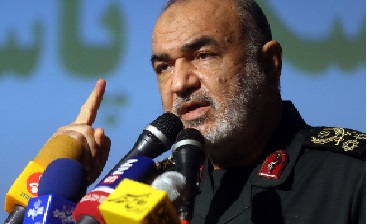 فضای مجازی خطرناک‌ترین فضای تقابل با دشمن/حل مشکلات از مسیر دشمنان نگاه دولت قبل بود