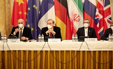روز کربلایی نزدیک است/ تعامل را باید کنار گذاشت و در برابر باطل ایستاد روز کربلایی نزدیک است/ تعامل را باید کنار گذاشت و در برابر باطل ایستاد